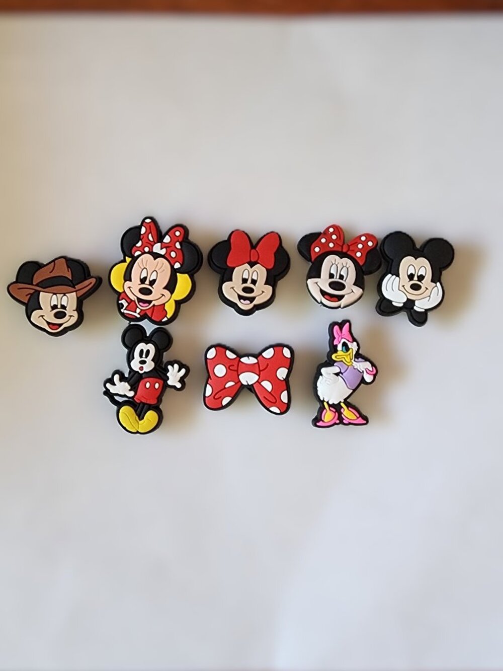Croc Charms 1 Lot of (8) pcs - Mickey, Minnie, Daisy